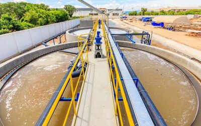 The Solid Contact Clarifier Tank type Sludge Recirculation process in Water Treatment plant, Modern urban wastewater treatment plant.